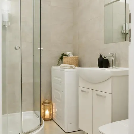 Downtown Tineretului Oasis --new Building-- 1min Metro Station ---self Check-in--- Apartman *