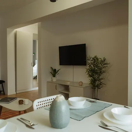 Апартаменты Downtown Tineretului Oasis --new Building-- 1min Metro Station ---self Check-in--- *