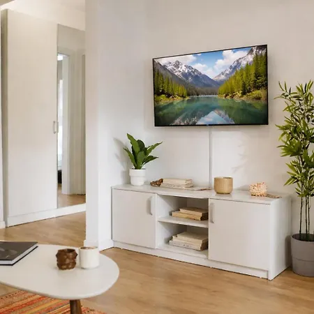 Apartament Downtown Tineretului Oasis -1min Metro Station ---self Check-in--- *