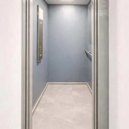 Downtown Tineretului Oasis --new Building-- 1min Metro Station ---self Check-in--- * بوخارست