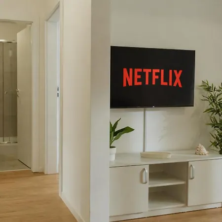 Appartement Downtown Tineretului Oasis --new Building-- 1min Metro Station ---self Check-in--- Bucarest