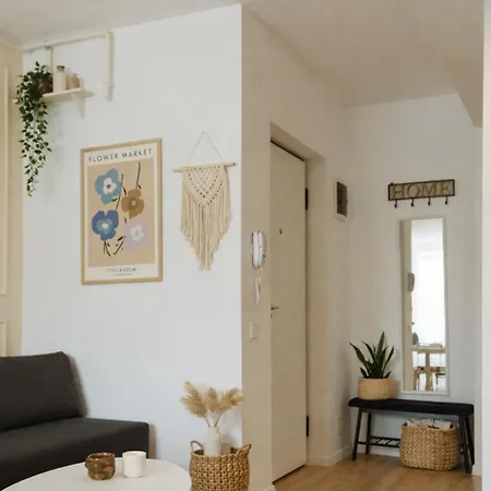 Appartement Downtown Tineretului Oasis --new Building-- 1min Metro Station ---self Check-in--- *