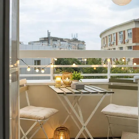 Апартаменты Downtown Tineretului Oasis --new Building-- 1min Metro Station ---self Check-in--- *