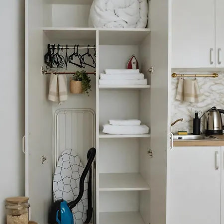 Downtown Tineretului Oasis --new Building-- 1min Metro Station ---self Check-in--- *