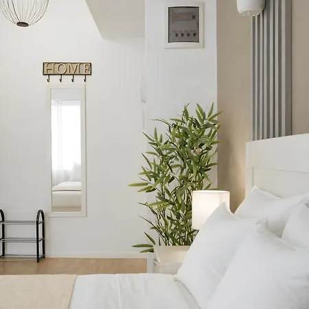 Downtown Tineretului Oasis --new Building-- 1min Metro Station ---self Check-in--- *