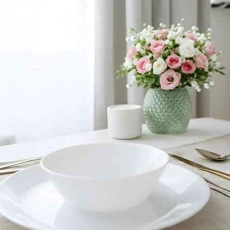 Downtown Tineretului Oasis --new Building-- 1min Metro Station ---self Check-in---