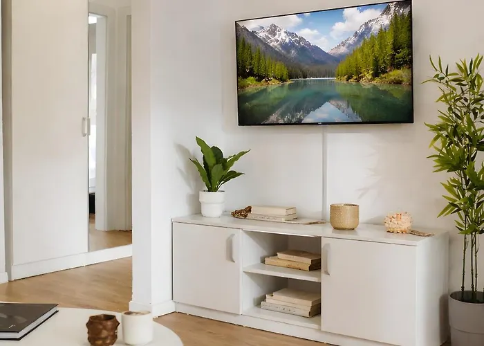 Downtown Tineretului Oasis --new Building-- 1min Metro Station ---self Check-in--- *