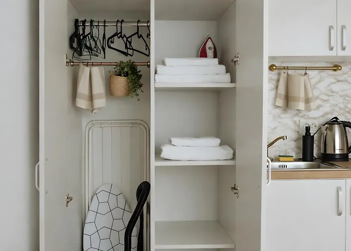 Downtown Tineretului Oasis --new Building-- 1min Metro Station ---self Check-in--- *