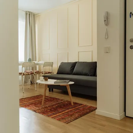 Downtown Tineretului Oasis --new Building-- 1min Metro Station ---self Check-in--- * Bucharest