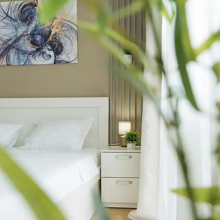 Downtown Tineretului Oasis --new Building-- 1min Metro Station ---self Check-in--- Apartment *