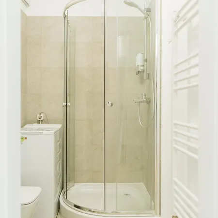 Apartment Downtown Tineretului Oasis --new Building-- 1min Metro Station ---self Check-in--- *