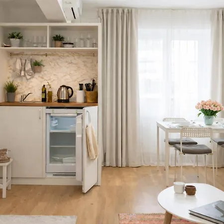 Downtown Tineretului Oasis --new Building-- 1min Metro Station ---self Check-in---