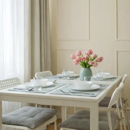 Downtown Tineretului Oasis --new Building-- 1min Metro Station ---self Check-in---