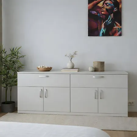 Downtown Tineretului Oasis --new Building-- 1min Metro Station ---self Check-in--- בוקרשט