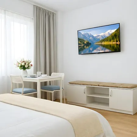 Downtown Tineretului Oasis --new Building-- 1min Metro Station ---self Check-in--- Bükreş