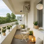 Downtown Tineretului Oasis --new Building-- 1min Metro Station ---self Check-in--- בוקרשט