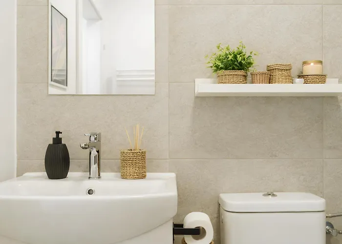 Daire Downtown Tineretului Oasis --new Building-- 1min Metro Station ---self Check-in--- *